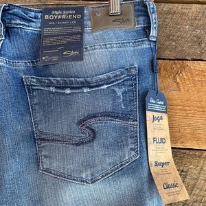 Silver Comfort Series Distressed Open Knee Size 30 NWT